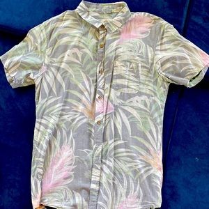 Fun floral marine layer shirt